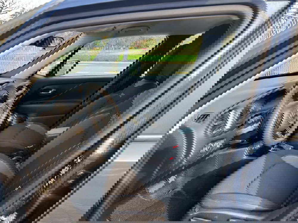 Jeep Renegade usata a Milano (11)