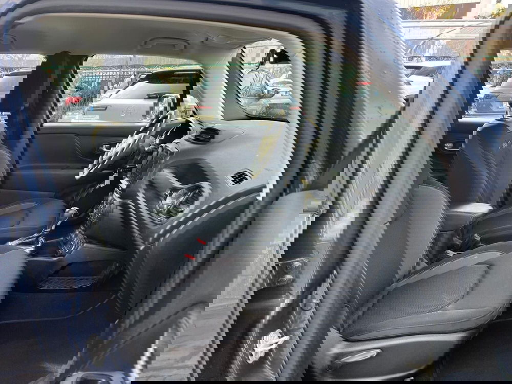 Jeep Renegade usata a Milano (12)