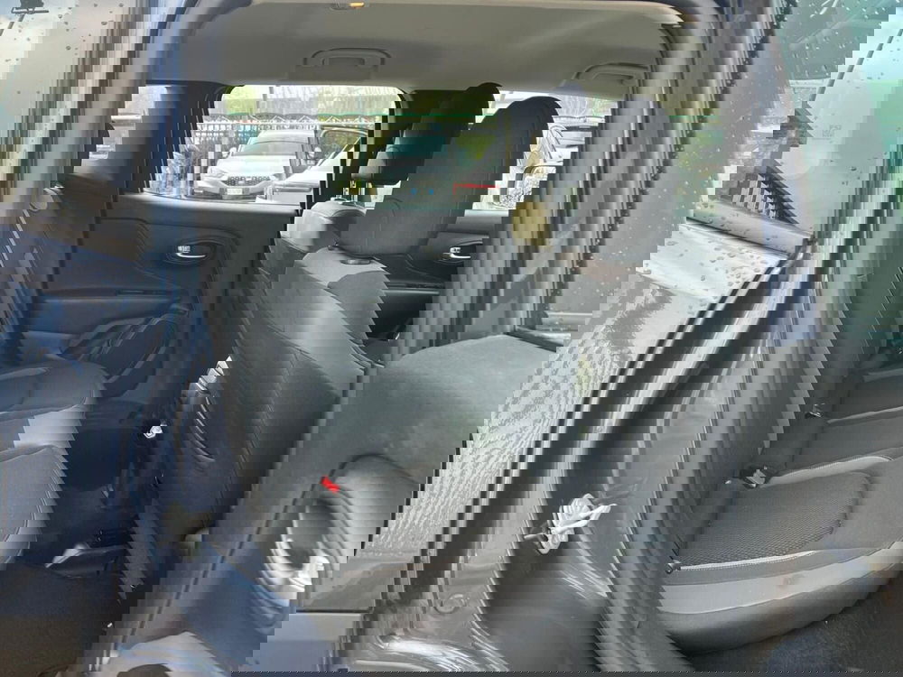 Jeep Renegade usata a Milano (13)