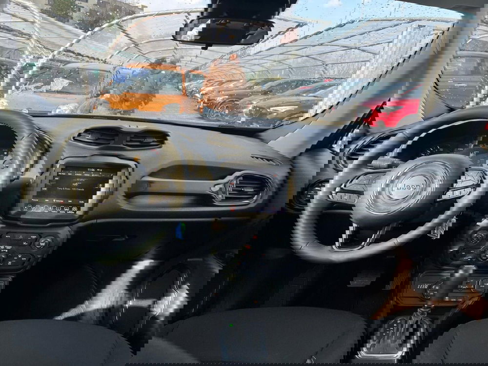 Jeep Renegade usata a Milano (15)