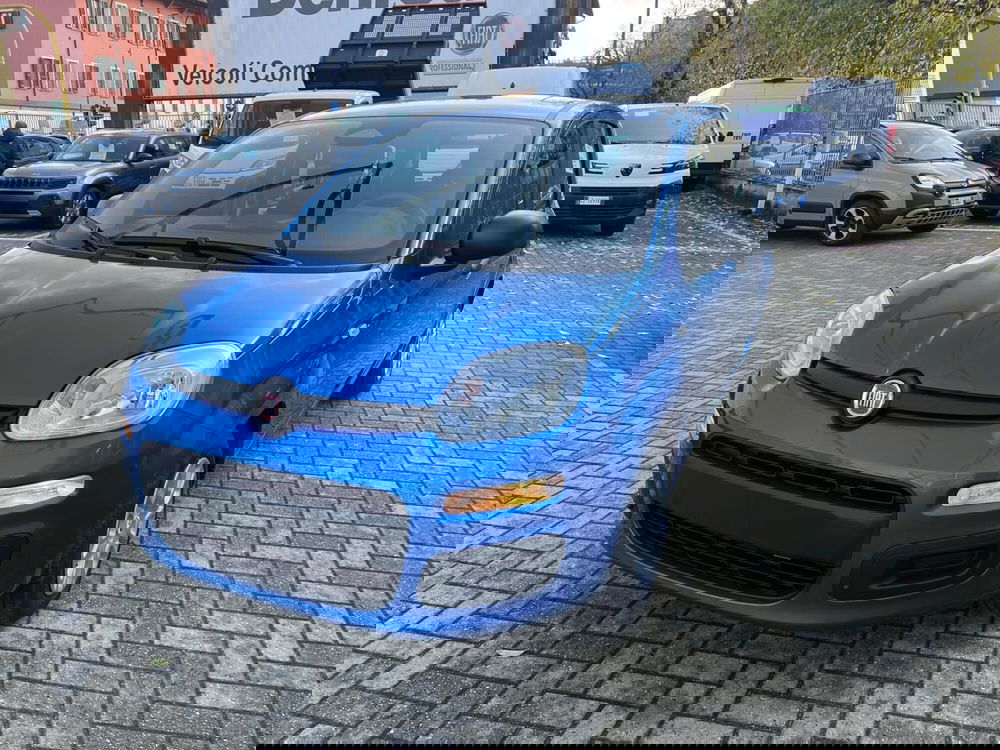 Fiat Panda Cross nuova a Milano