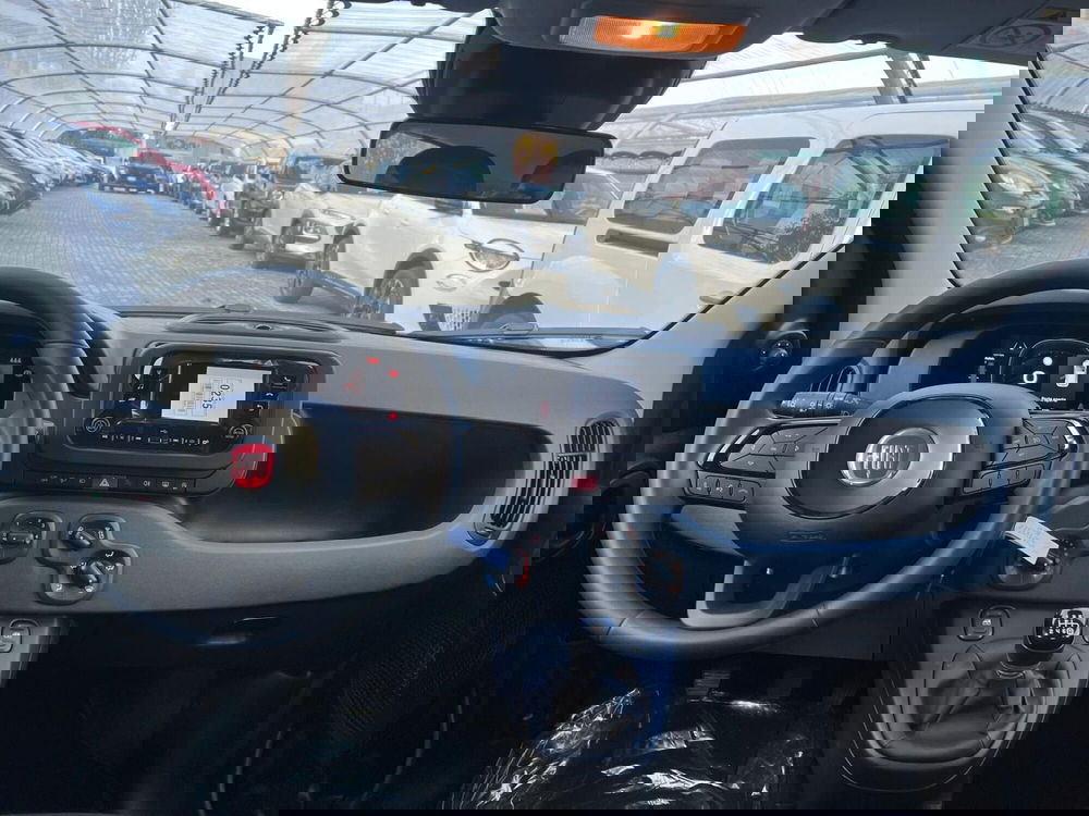 Fiat Panda Cross nuova a Milano (15)