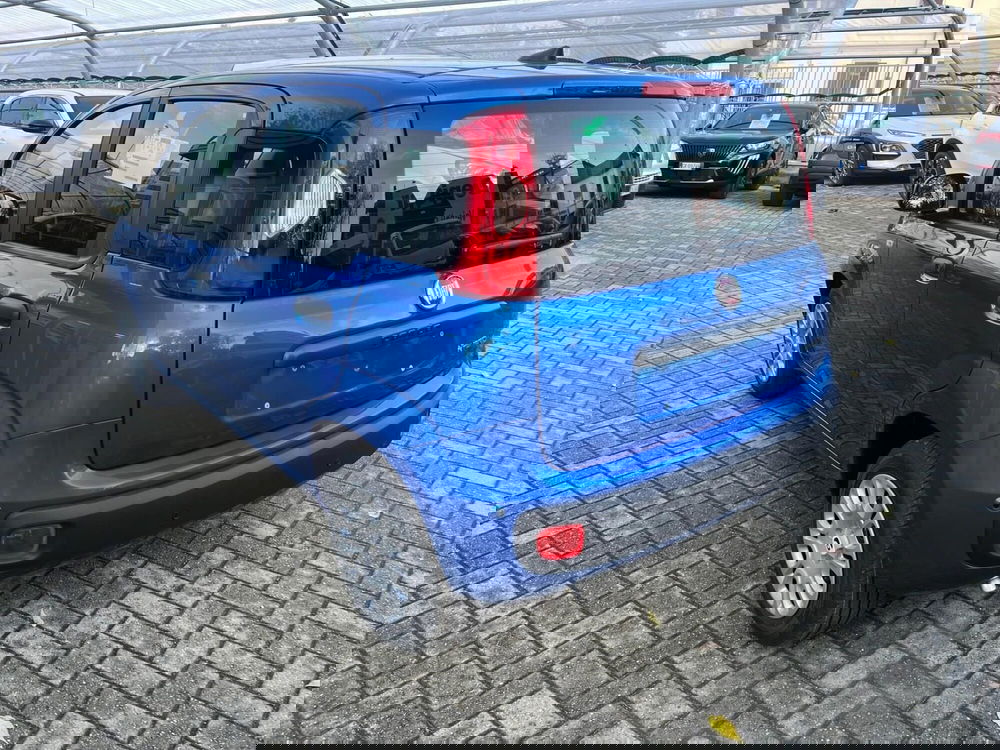 Fiat Panda Cross nuova a Milano (6)