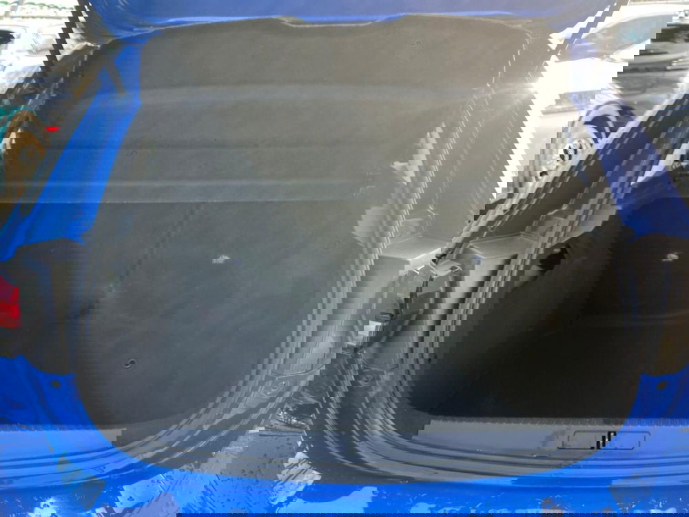 Opel Corsa usata a Milano (10)