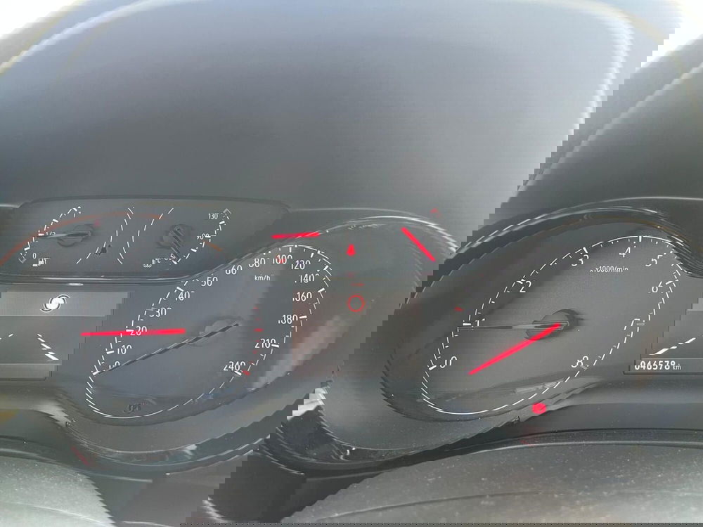 Opel Corsa usata a Milano (19)