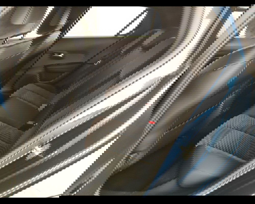 Lancia Ypsilon usata a Caserta (18)