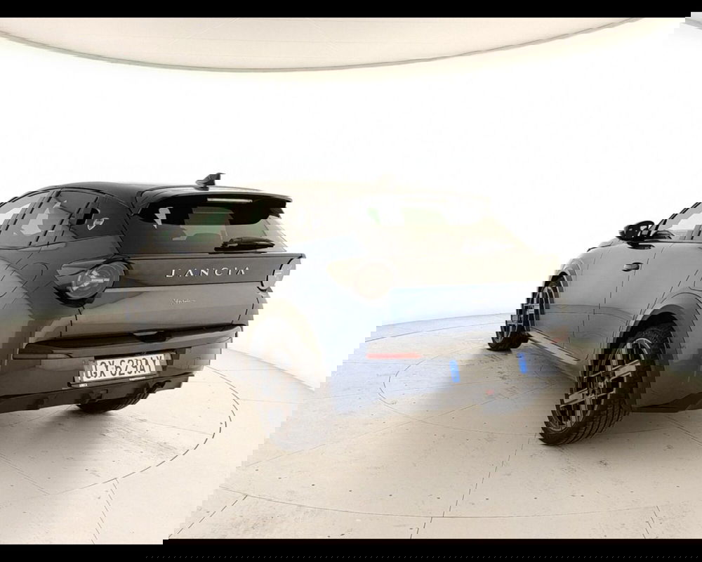 Lancia Ypsilon usata a Caserta (4)