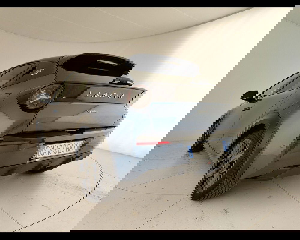 Lancia Ypsilon usata a Caserta (9)