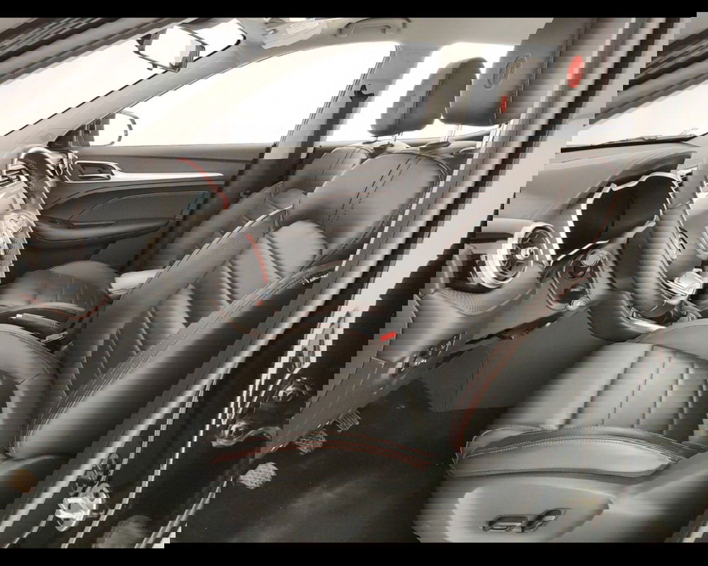 Mg ZS usata a Caserta (14)