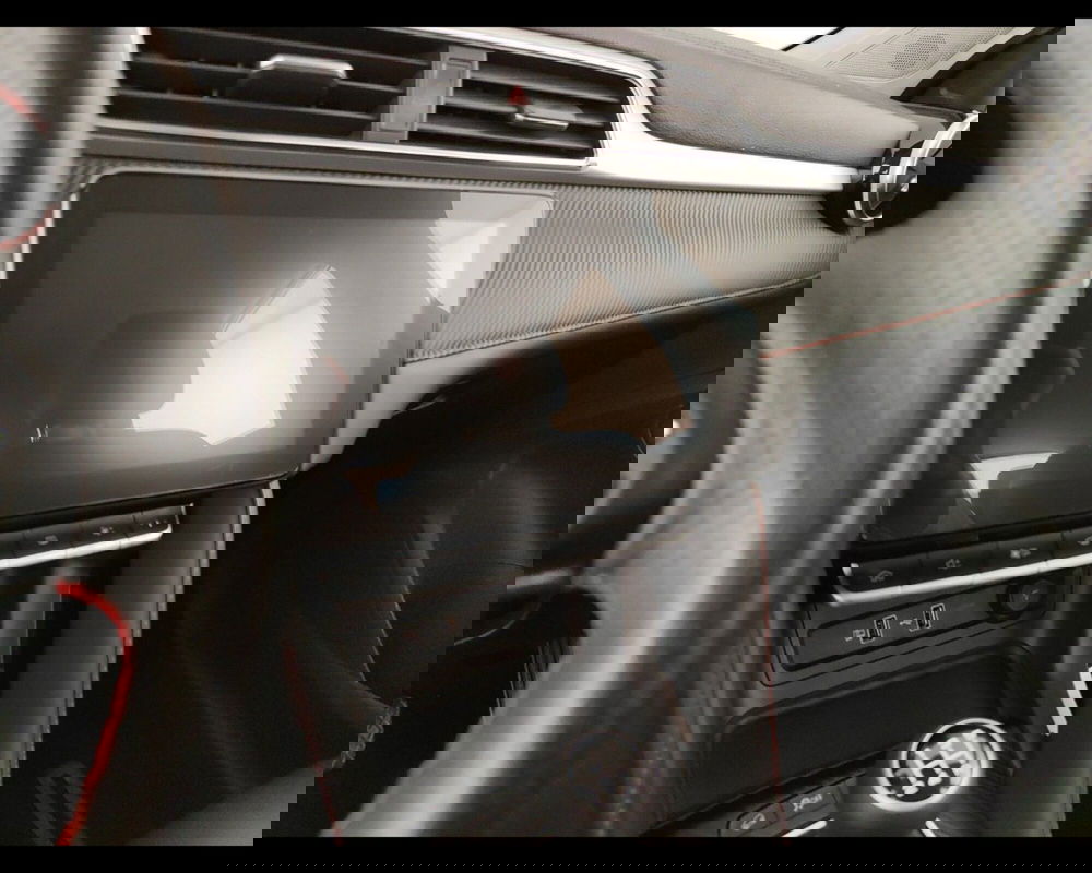 Mg ZS usata a Caserta (20)