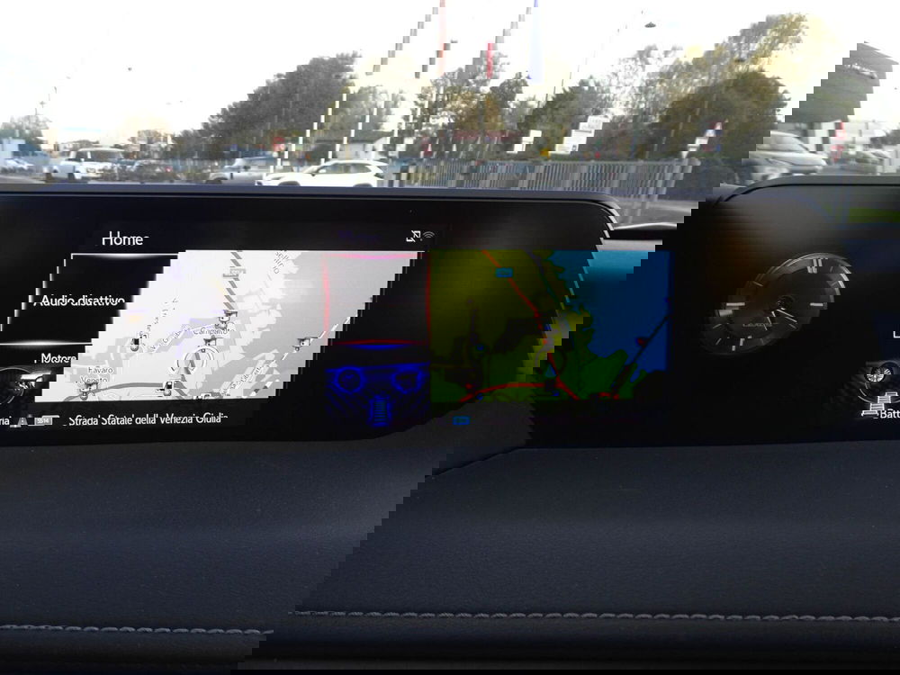 Lexus UX usata a Treviso (15)