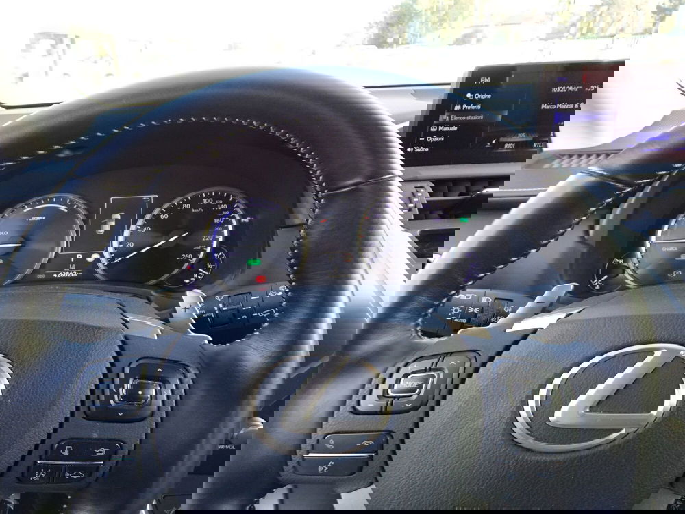 Lexus NX usata a Treviso (14)