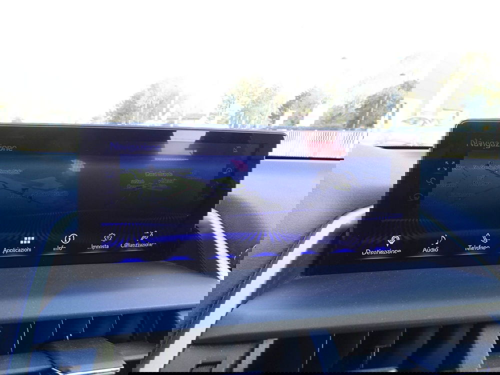 Lexus NX usata a Treviso (18)