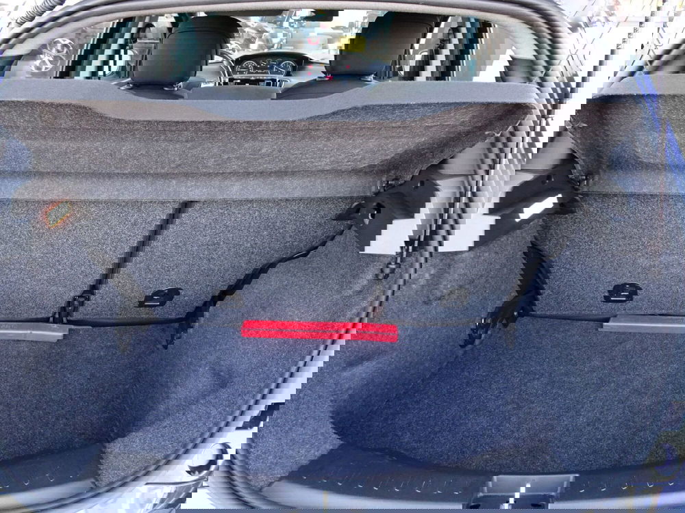 Lancia Ypsilon usata a Treviso (18)