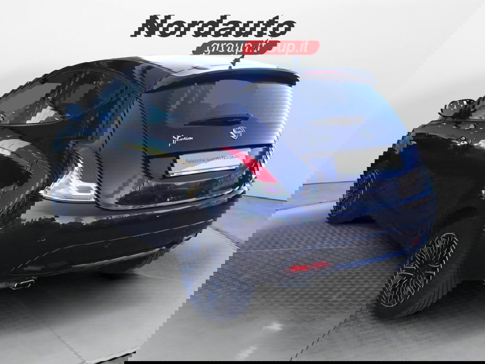 Lancia Ypsilon usata a Treviso (5)