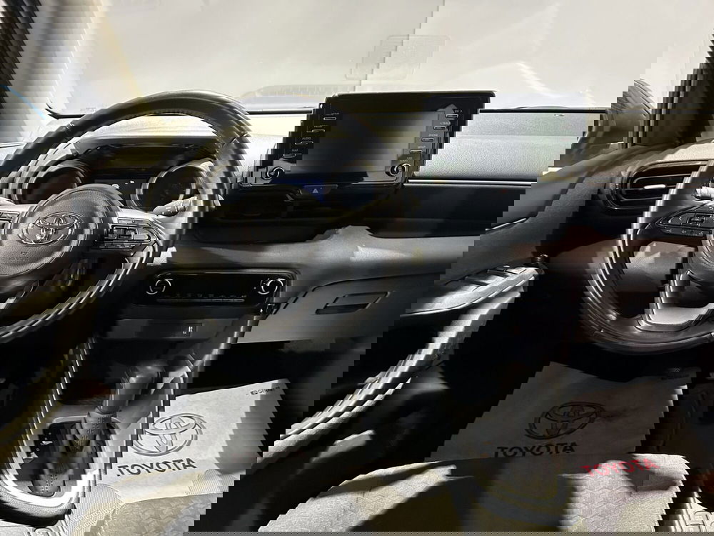 Toyota Yaris usata a Milano (9)