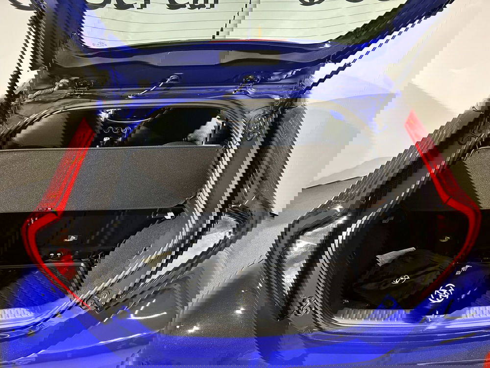 Toyota Aygo X nuova a Milano (7)