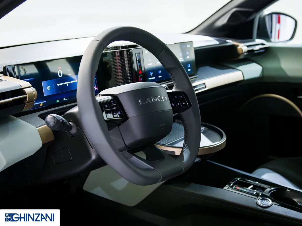 Lancia Ypsilon usata a Bergamo (11)