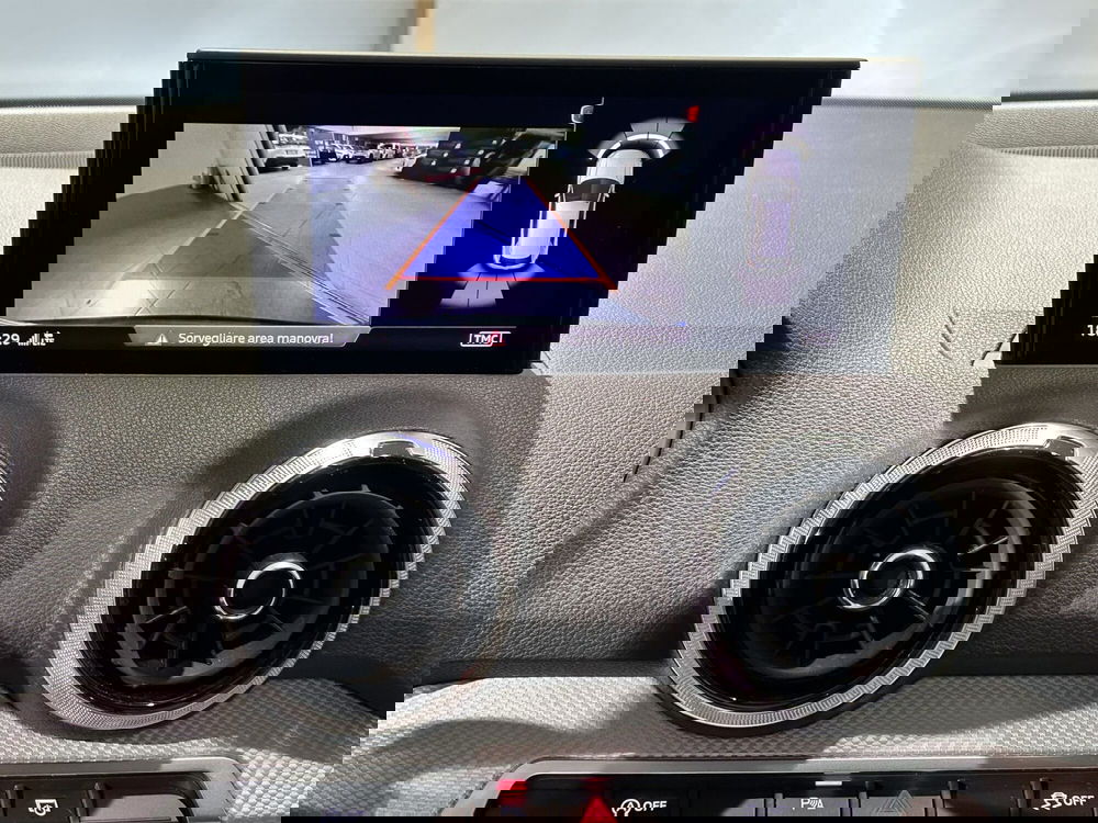 Audi Q2 usata a Milano (12)