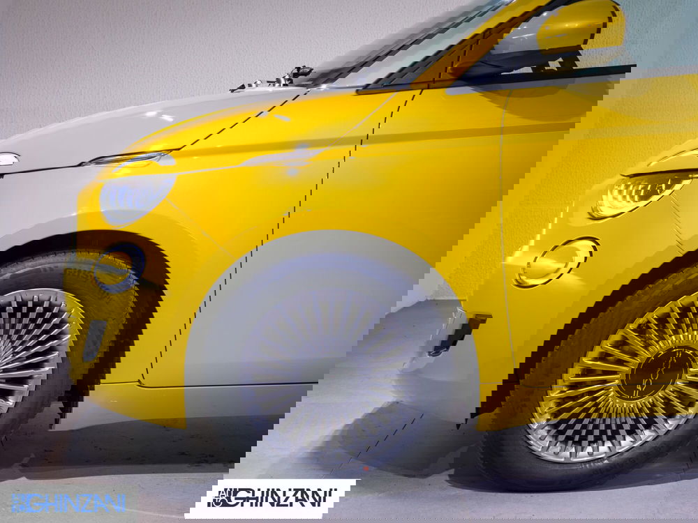 Fiat 500 nuova a Bergamo (9)