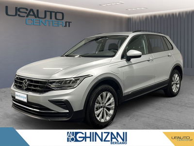 Volkswagen Tiguan 1.4 TSI eHYBRID DSG Life del 2022 usata a Bergamo