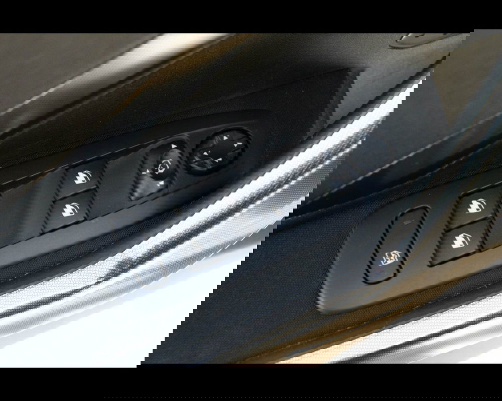 Peugeot 2008 usata a Treviso (18)