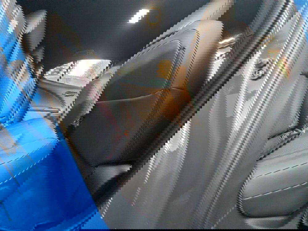 Lexus UX usata a Bologna (11)