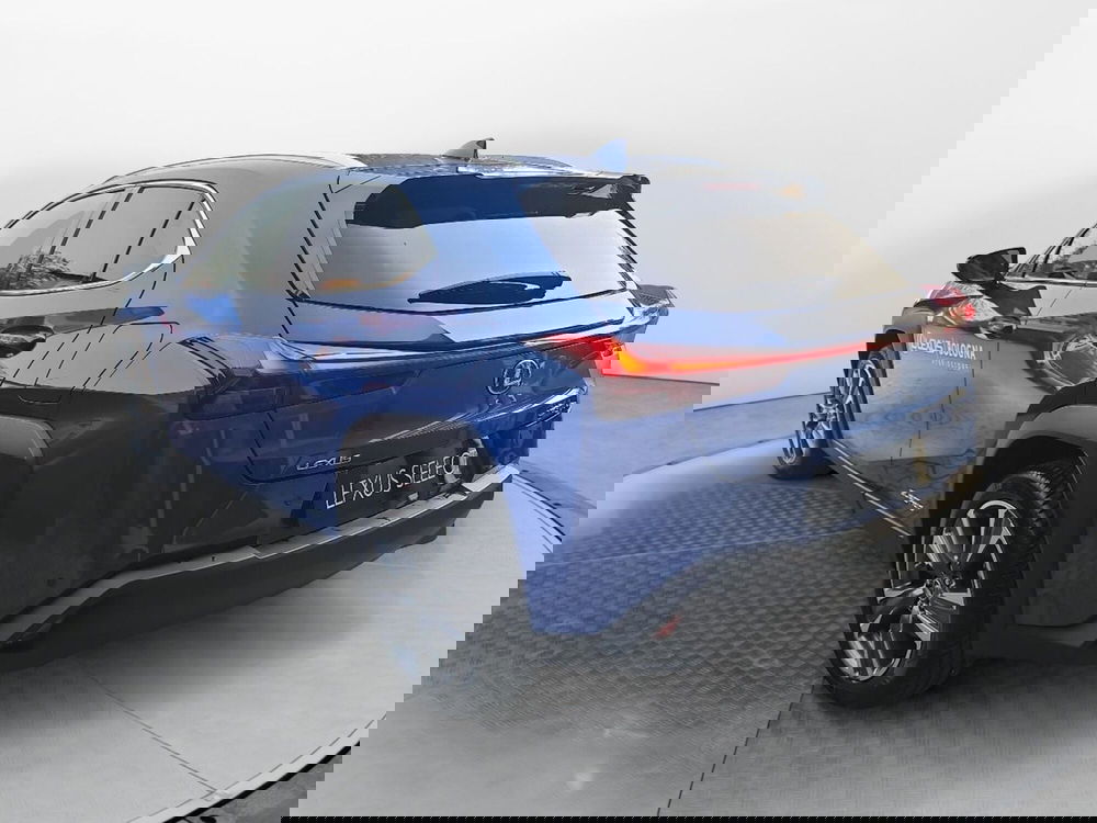 Lexus UX usata a Bologna (4)