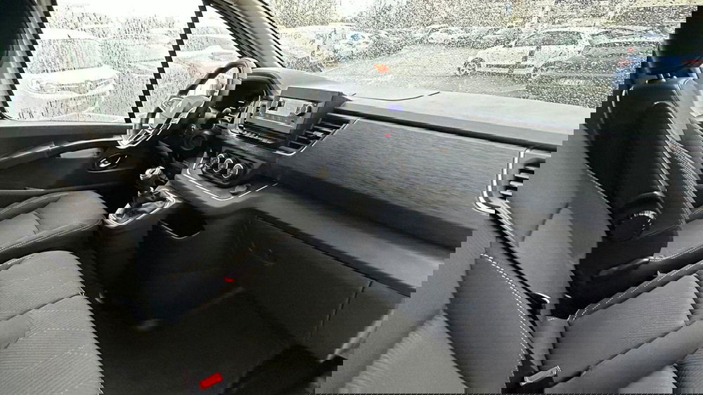 Renault Trafic usata a Parma (5)