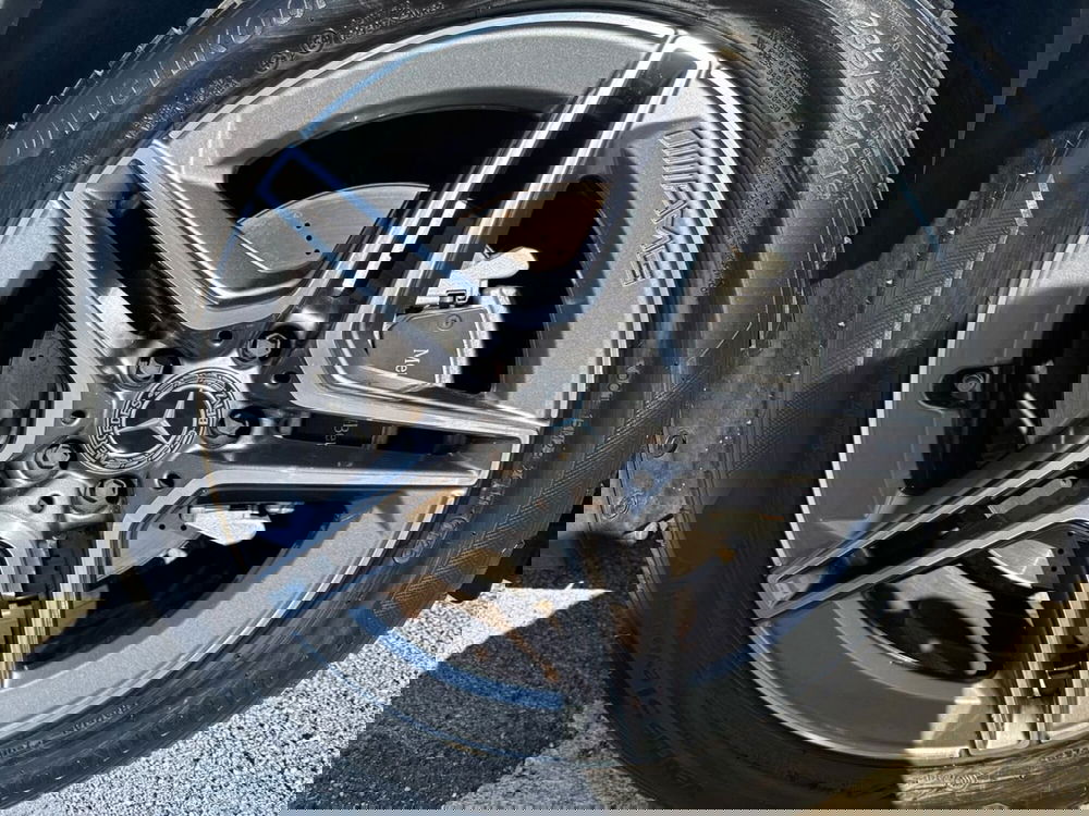 Mercedes-Benz GLA SUV usata a Bari (17)