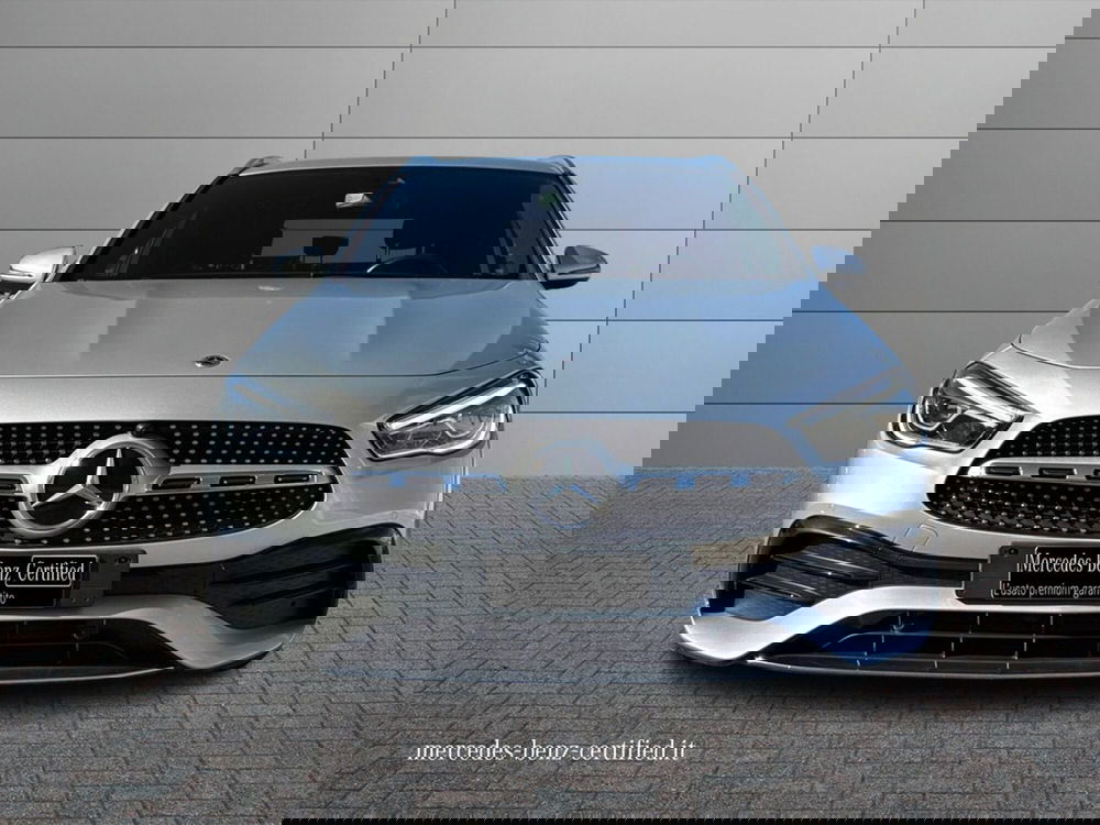 Mercedes-Benz GLA SUV usata a Bari (3)