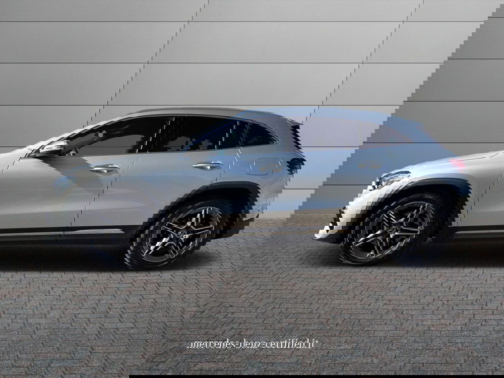 Mercedes-Benz GLA SUV usata a Bari (6)