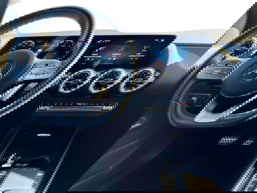 Mercedes-Benz GLA SUV usata a Bari (9)