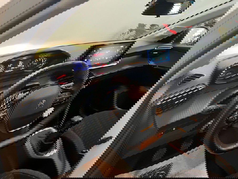 Peugeot 208 usata a Bari (13)