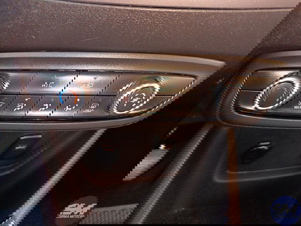 Opel Crossland usata a Siena (13)