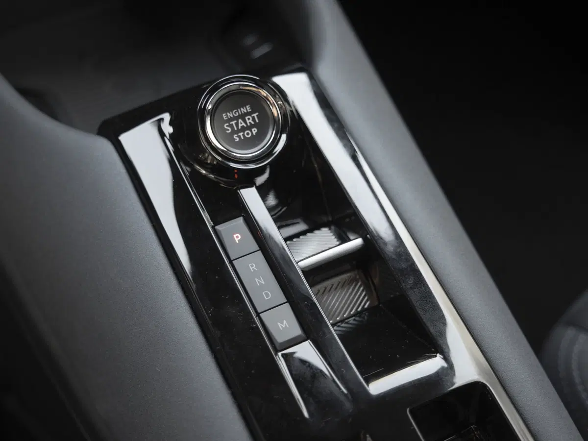 Alfa Romeo Junior nuova a Prato (12)