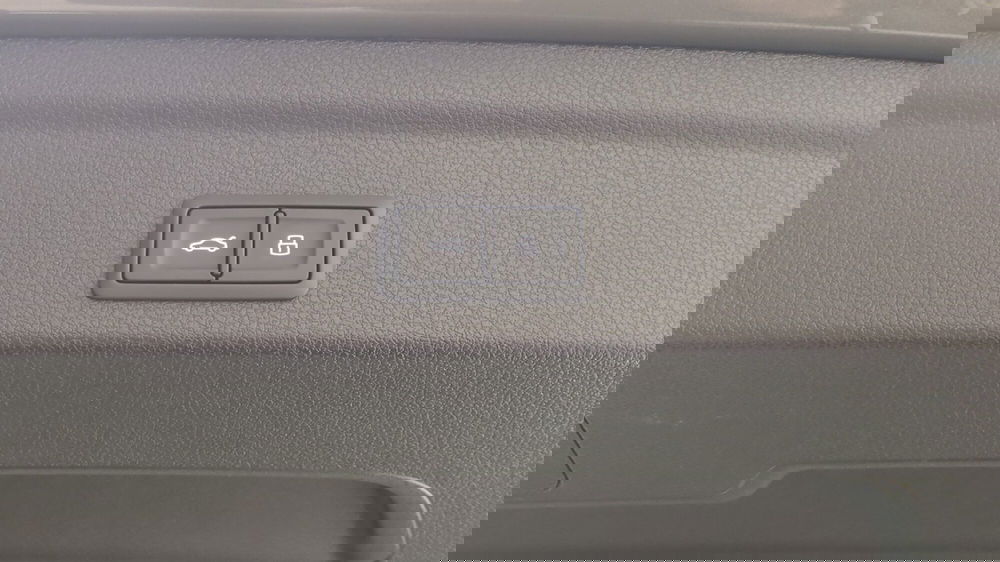Audi Q3 Sportback usata a Avellino (18)