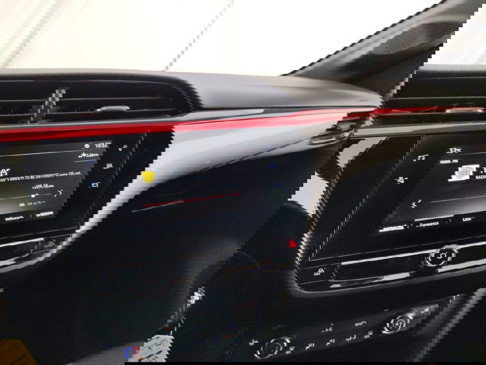 Opel Corsa usata a Massa-Carrara (12)