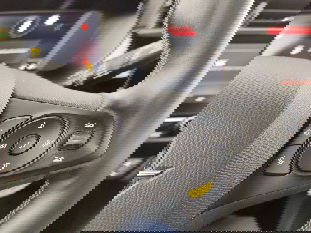 Opel Corsa usata a Massa-Carrara (13)