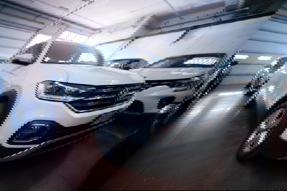 Volkswagen T-Cross usata a Torino (13)