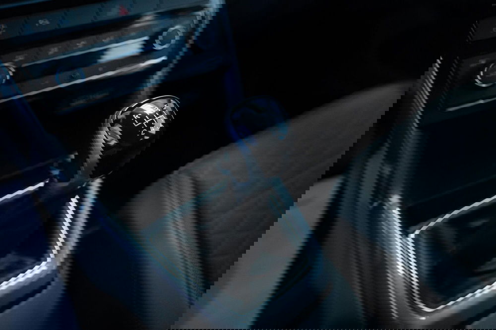 Volkswagen T-Cross usata a Torino (6)