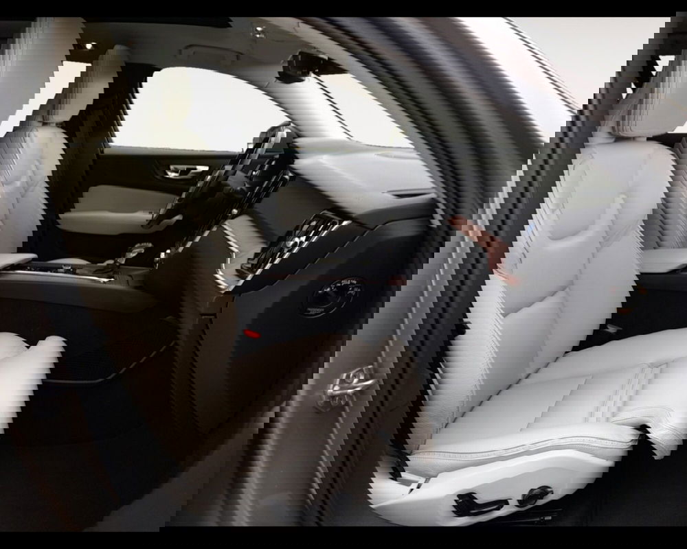 Volvo V60 Cross Country usata a Ravenna (15)