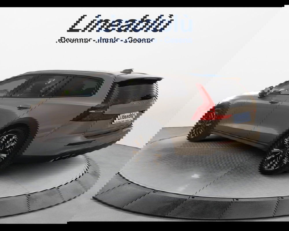 Volvo V60 Cross Country usata a Ravenna (3)