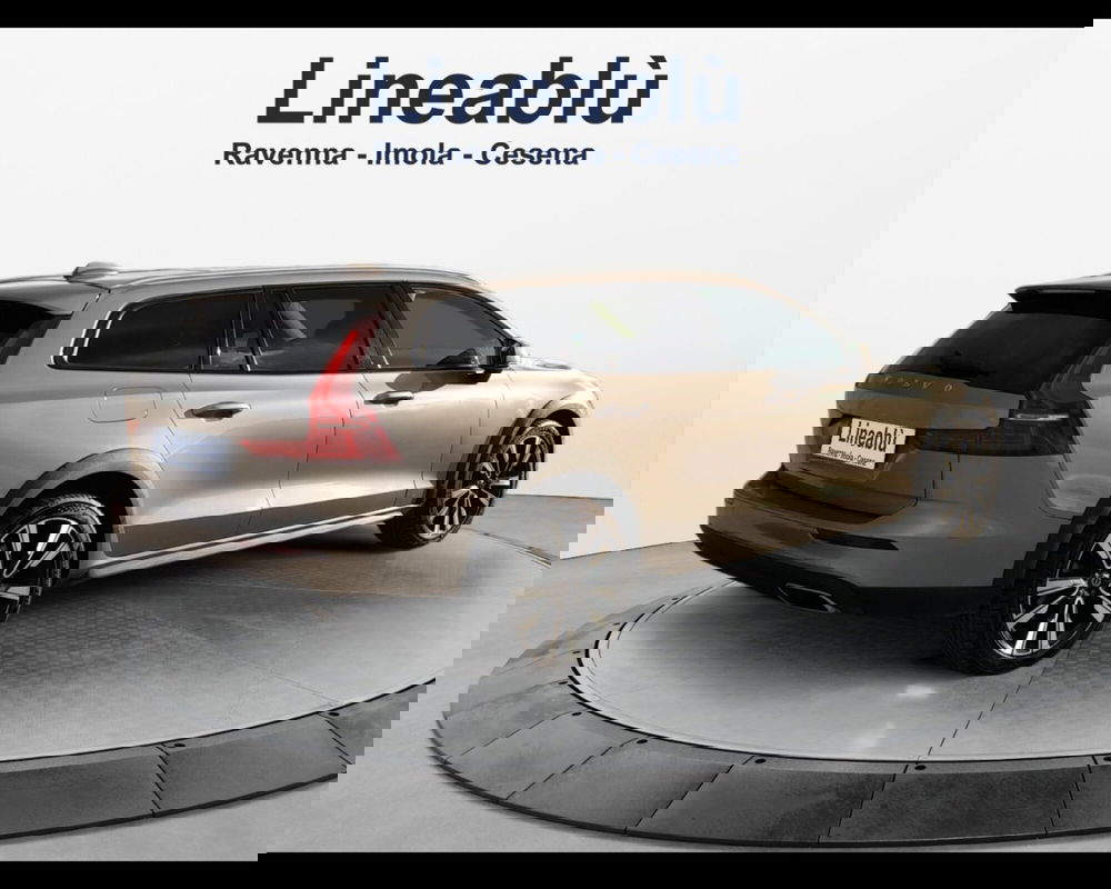 Volvo V60 Cross Country usata a Ravenna (5)