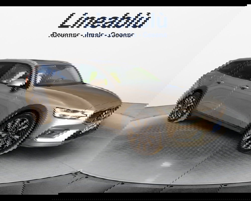 Volvo V60 Cross Country usata a Ravenna (7)