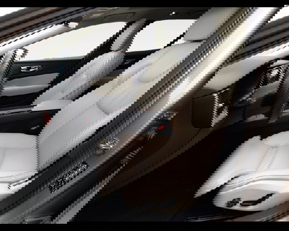 Volvo V60 Cross Country usata a Ravenna (9)