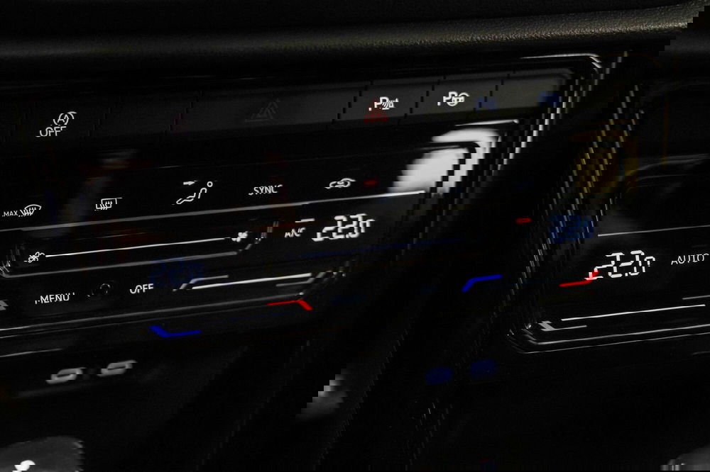 Volkswagen T-Roc usata a Varese (17)