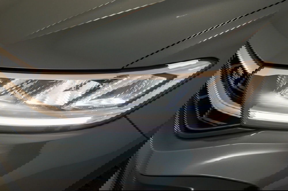 Volkswagen T-Roc usata a Varese (8)