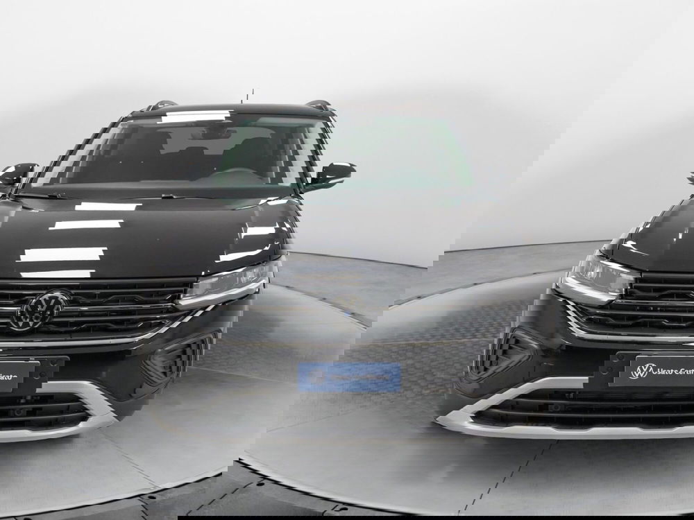 Volkswagen T-Cross usata a Varese (2)