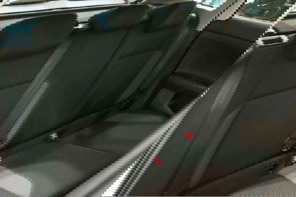 Volkswagen Taigo usata a Varese (6)